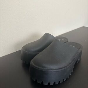 Wild fable platform clogs